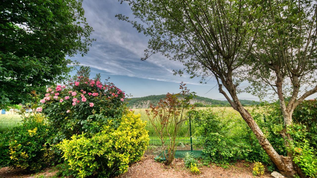Villa 'La Crabichonnière' Lanzac Esterno foto
